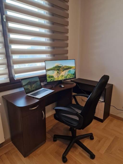 Very Spacious & Modern 3Bed Near Airport & Centre Софія Екстер'єр фото